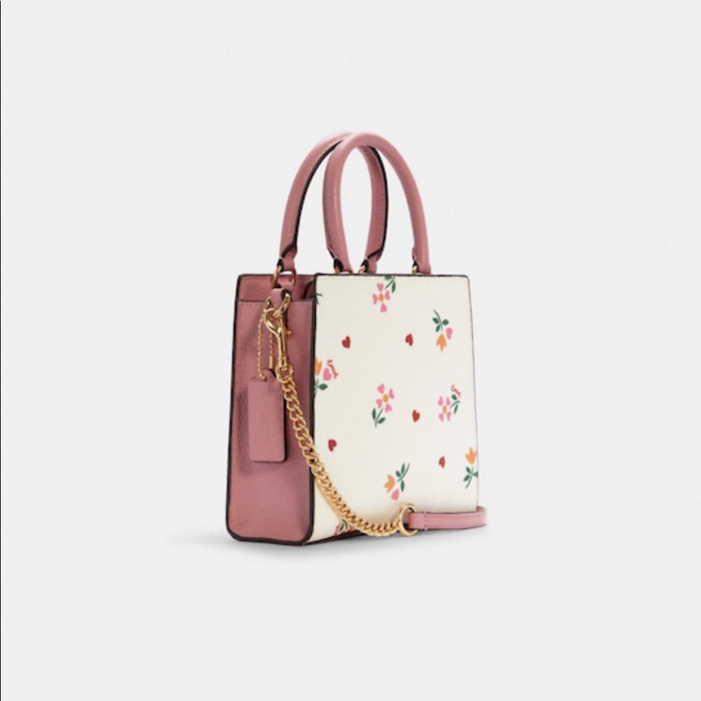 ๐๐ธ๐Coach Mini Pepper Crossbody with Heart Petal Print๐ธ๐ - Picture 2 of 6